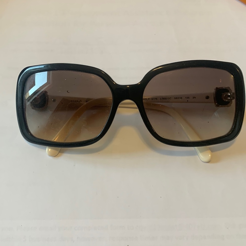 Preloved Chanel prescription frame